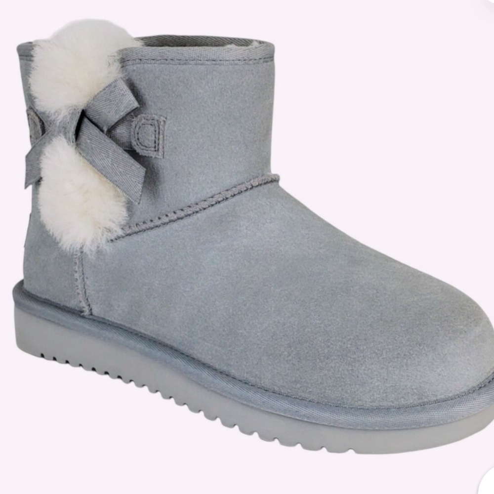 Koolaburra Light Gray Suede Ankle Booties with Bow and Shearling Trim